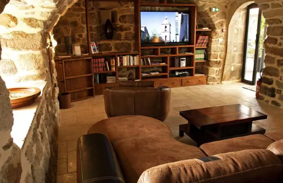 勒馬斯波美酒店