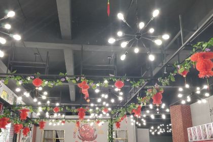 让签签飞小郡肝串串香(万源总店)