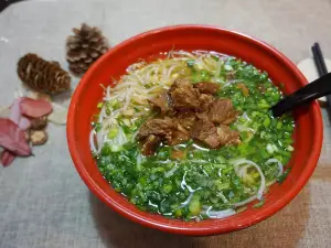 Spoon Rice Noodle a troditionol snack  in Yun nan Province