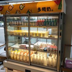 一鸣真鲜奶吧(龙游大众店) User Photo