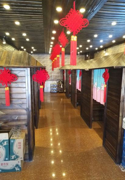 关东一品炖人参鸡