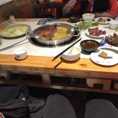 Yitouniumaoniuroutiyanguan(De Ji Bei Lu Dian) 여행 사진