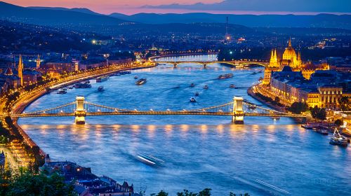 Széchenyi Chain Bridge