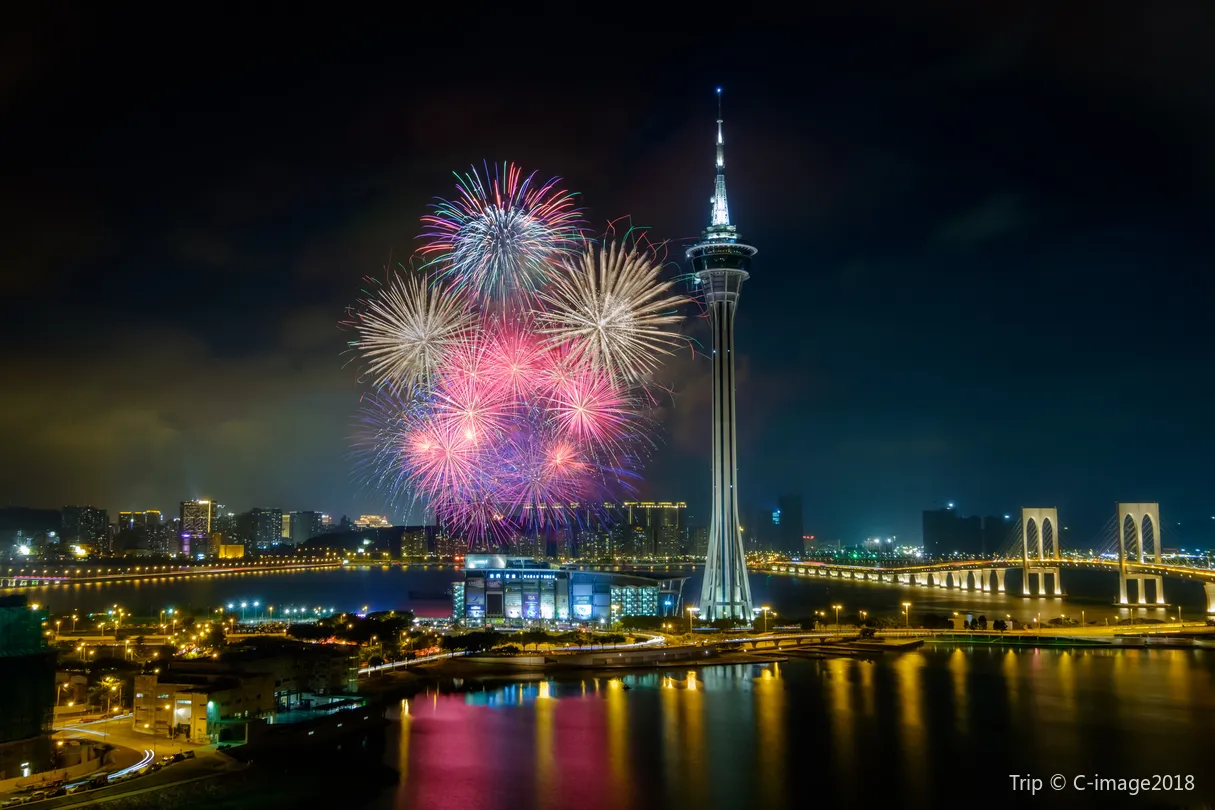 1_Macau Tower