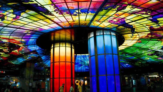 Kaohsiung private charter one-day tour: The Pier2 Art Center + Cijin Island + Love River (departing from Kaohsiung)