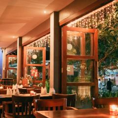 Square Restaurant & Lounge 여행 사진