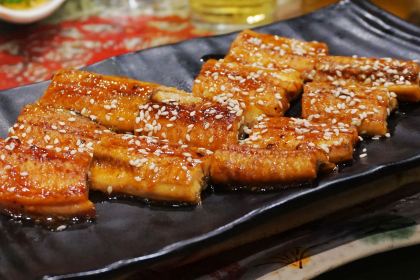 Zhongtang Hailu Hui Yanbaochi Seafood Buffet Cuisine