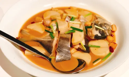 XIN RONG JI