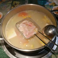 觅渔泰式海鲜火锅(喷水池店) User Photo