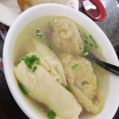 Guangtoushengjian (shanyinludian) User Photo