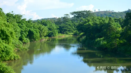 Kawa-kawa River Cruise