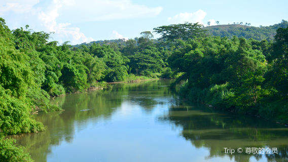 Kawa-kawa river cruise
