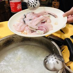 DE YUN JU User Photo