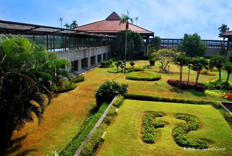 Hotels near Soekarno–Hatta International Airport