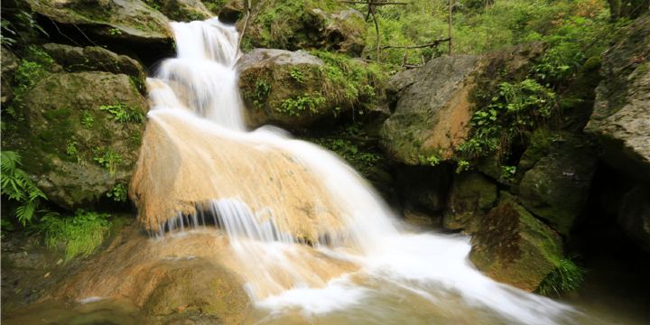 Yanshan Waterfall