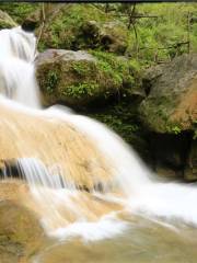 Yanshan Waterfall