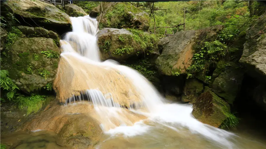 Yanshan Waterfall