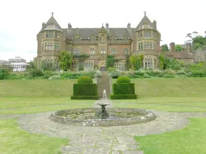 Knightshayes court