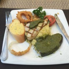 LK The Empress User Photo