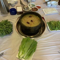 鸿缘酒楼 User Photo