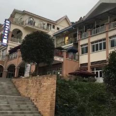 四洞沟农家客栈餐厅(四洞沟店) User Photo