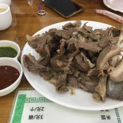锡林河蒙餐 User Photo