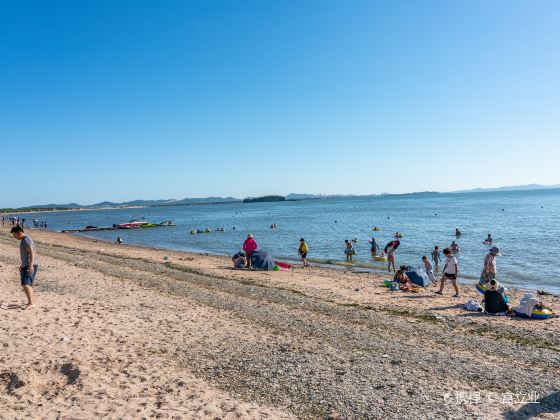 Xianyu Bay Bathing Beach