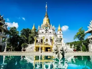 Buu Long Pagoda