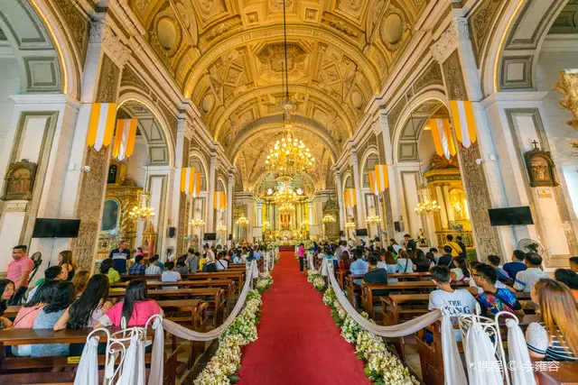 A Walk Through Old Town Manila