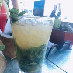 Unique Rooftop Bar & Restaurant User Photo