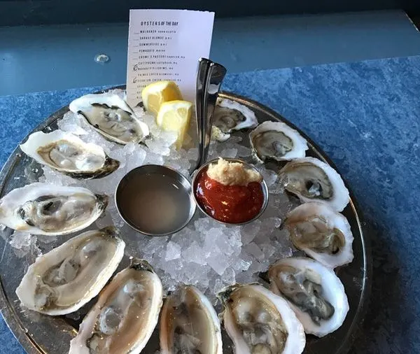 10 Best Places for Oysters in Boston