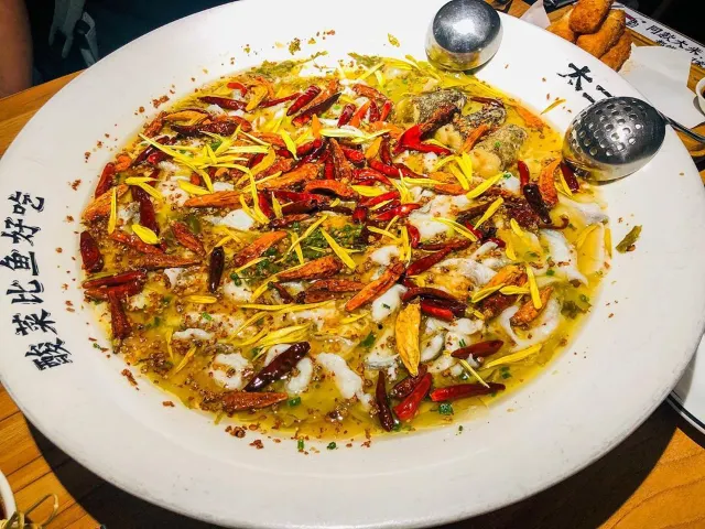 【盤點深圳美食 12 選 2025】12 間深圳必食餐廳，酸菜魚、椰子雞、海鮮、雞煲、火鍋等，從早到晚食不停！