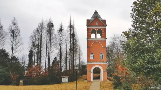 Hotels near Zhangjiashan Park