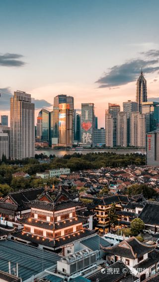Yuyuan Garden+City God Temple+The Bund+Huangpu River Cruise Shanghai Day Tour