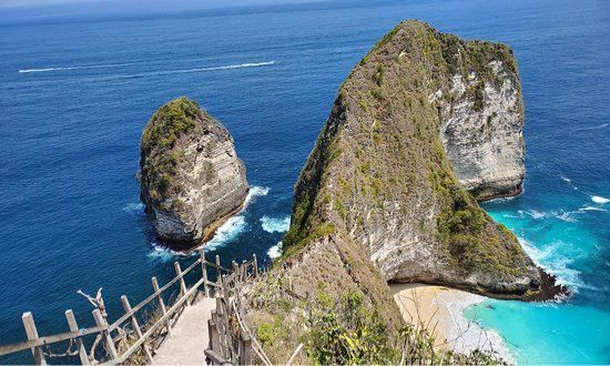 Kelingking Beach