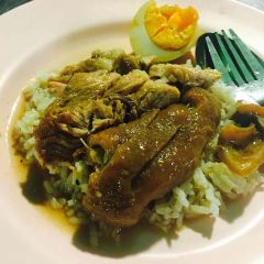 Chang Phueak Pork Leg Rice User Photo