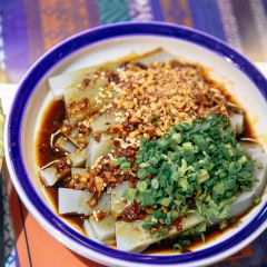 阿大妈腊排骨火锅(木府店) User Photo