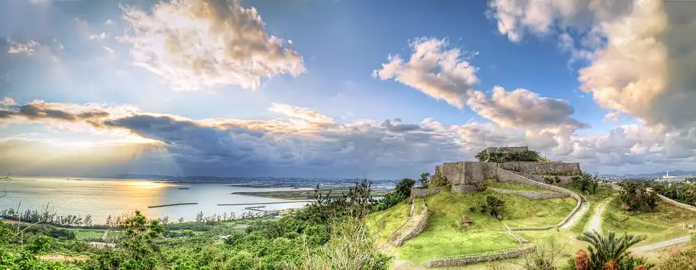 勝連城跡附近的飯店