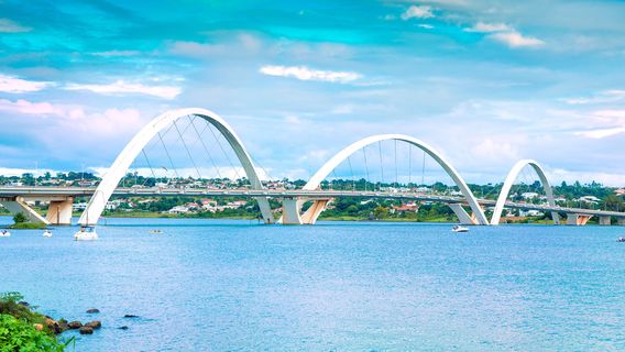 Juscelino Kubitschek Bridge