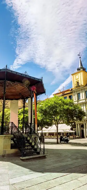 鄰近塞哥維亞馬約爾廣場的酒店