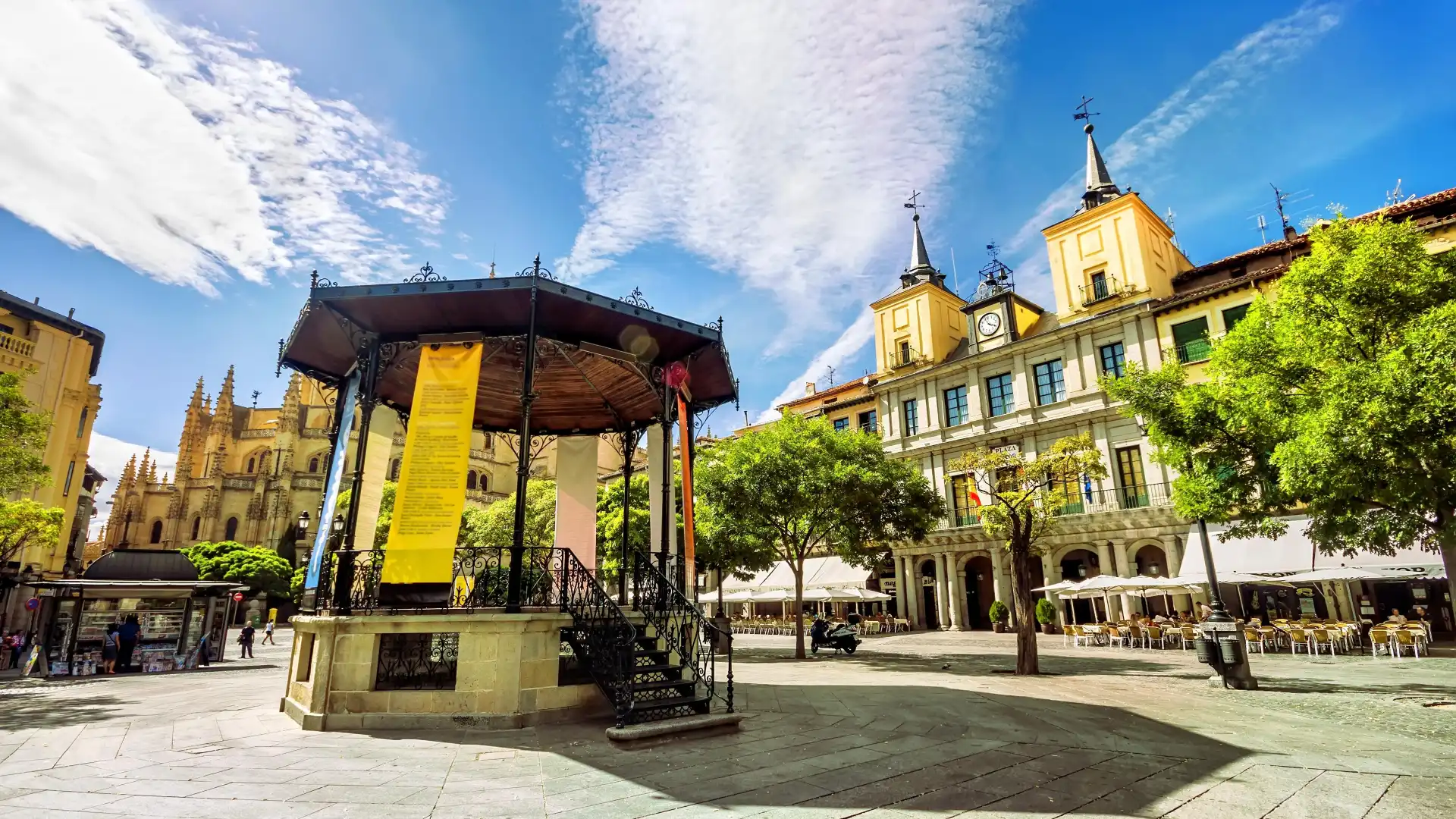 Hotels near Plaza Mayor
