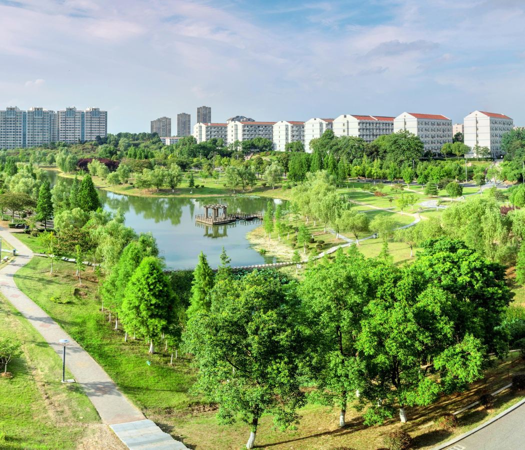 Jiangsu University/Wuyue Square