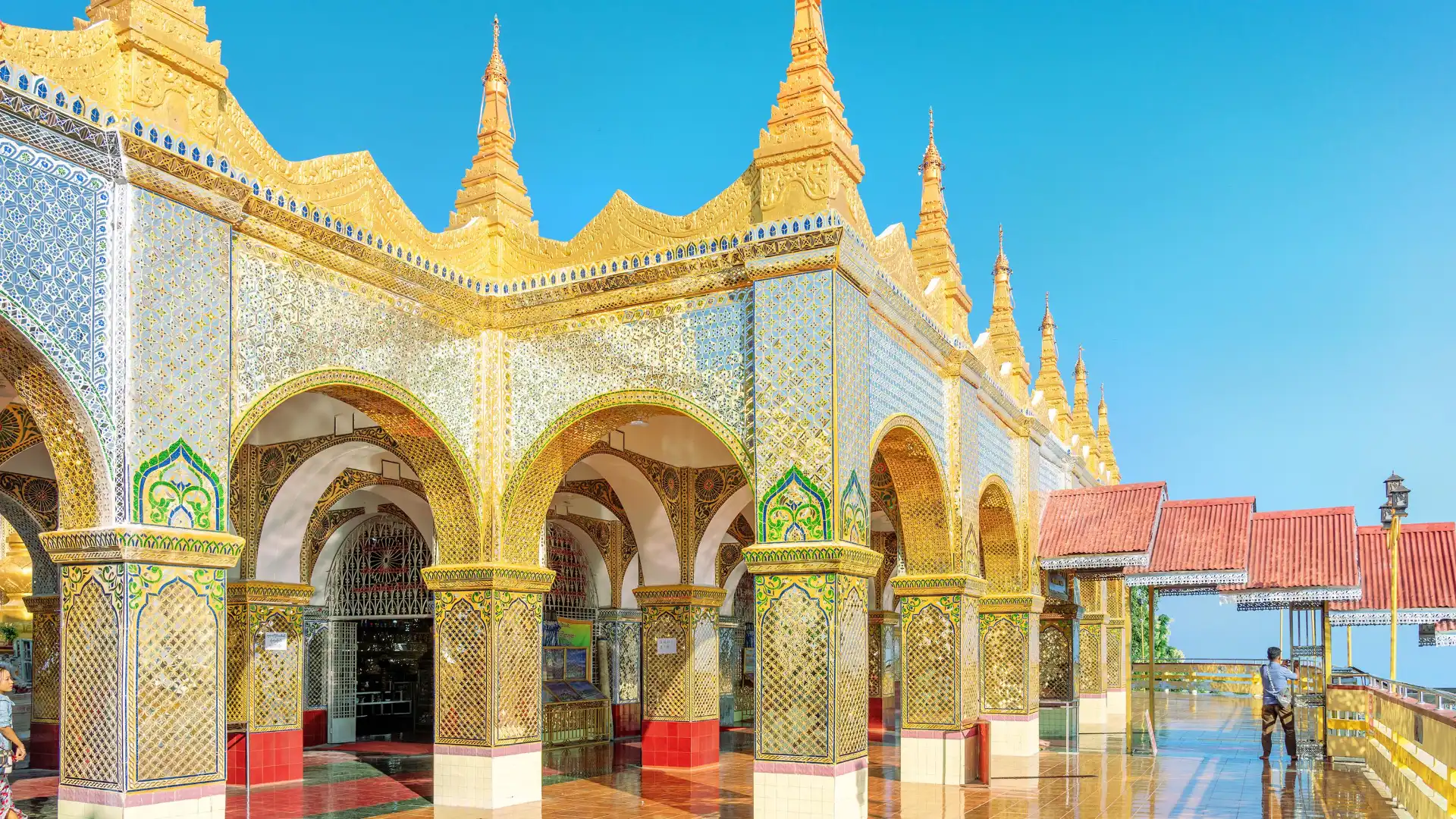 Hotels near Su Taung Pyae Pagoda