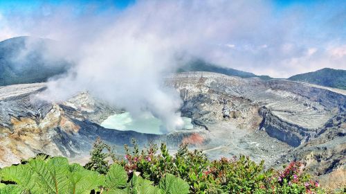 Poas Volcano National Park