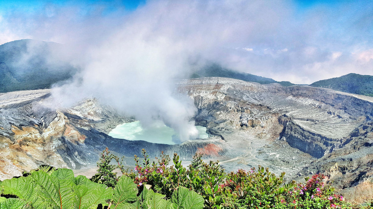 Poás Volcano National Park