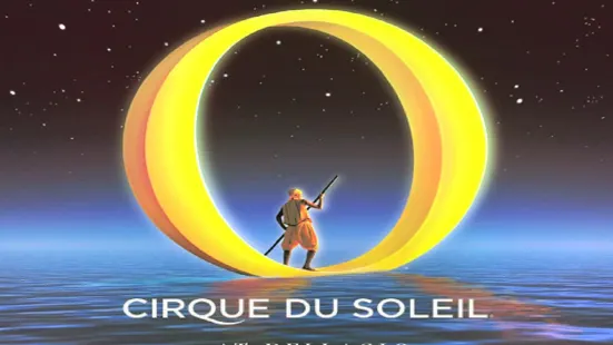 "O" by Cirque du Soleil