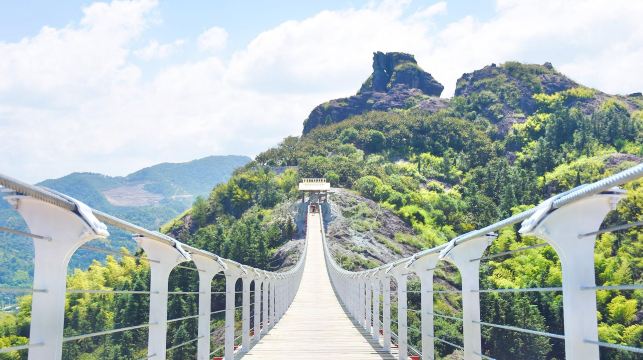 Shuang Tong Shan Scenic Spot