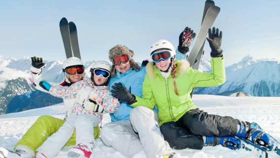 韓國伊利希安江村度假村滑雪場一日遊【纜車不限使用|中文教練