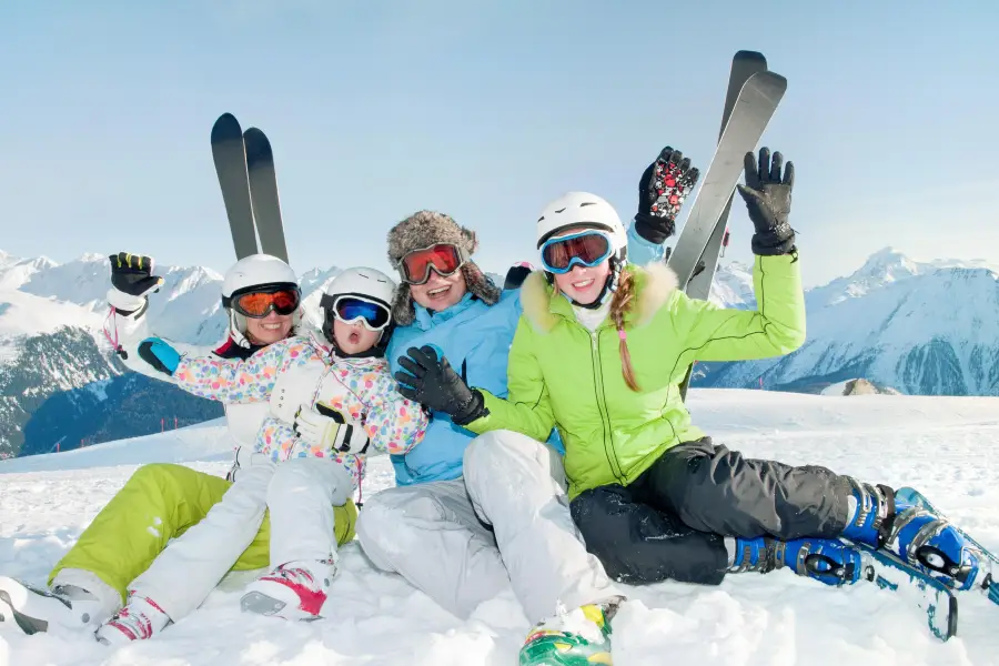 伊利希安江村度假村滑雪場
