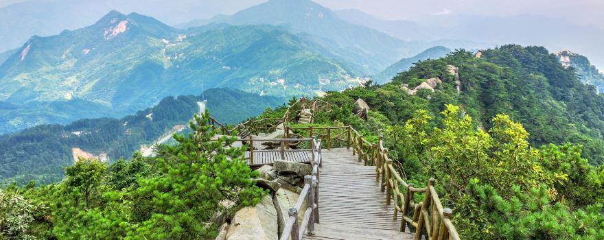 Baodao Peak